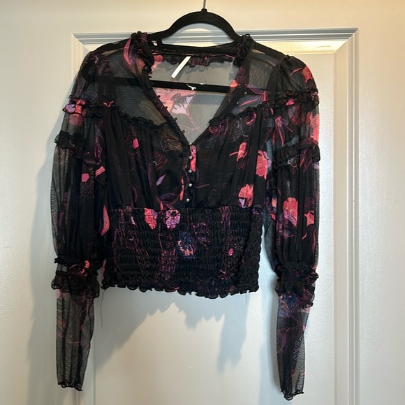 Free People Top - Picture 2 of 4